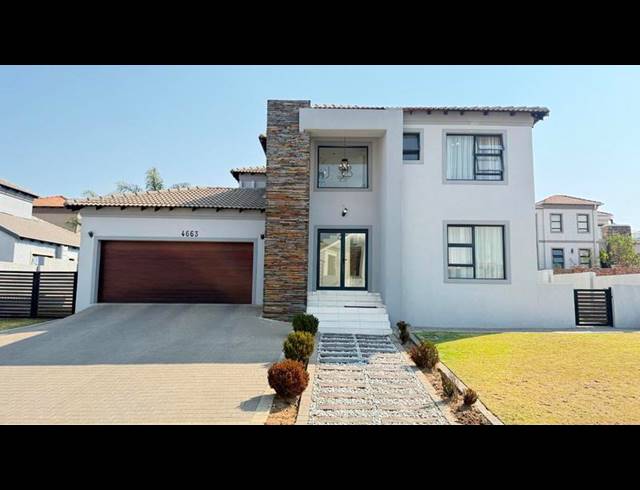 4 BEDROOM HOUSE FOR SALE IN BLUE VALLEY GOLF ESTATE